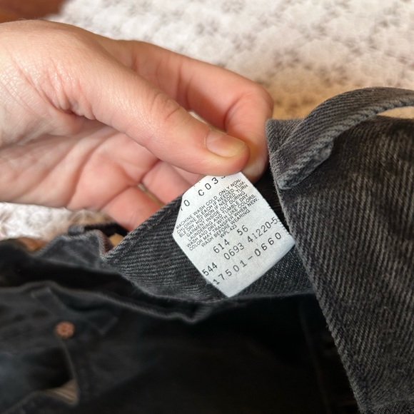 ⭐️Vintage 90s 501s⭐️ - Picture 8 of 9